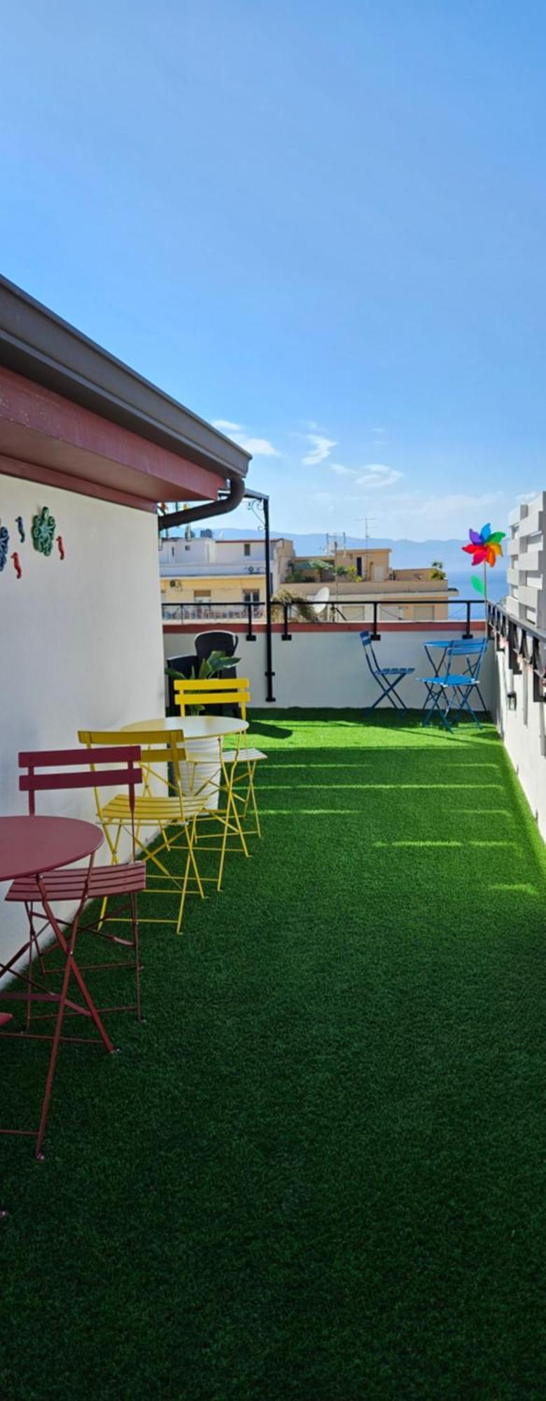 B&B Fuori Squadro - In Centro Con Terrazza Relax Vista Mare Reggio di Calabria Eksteriør bilde