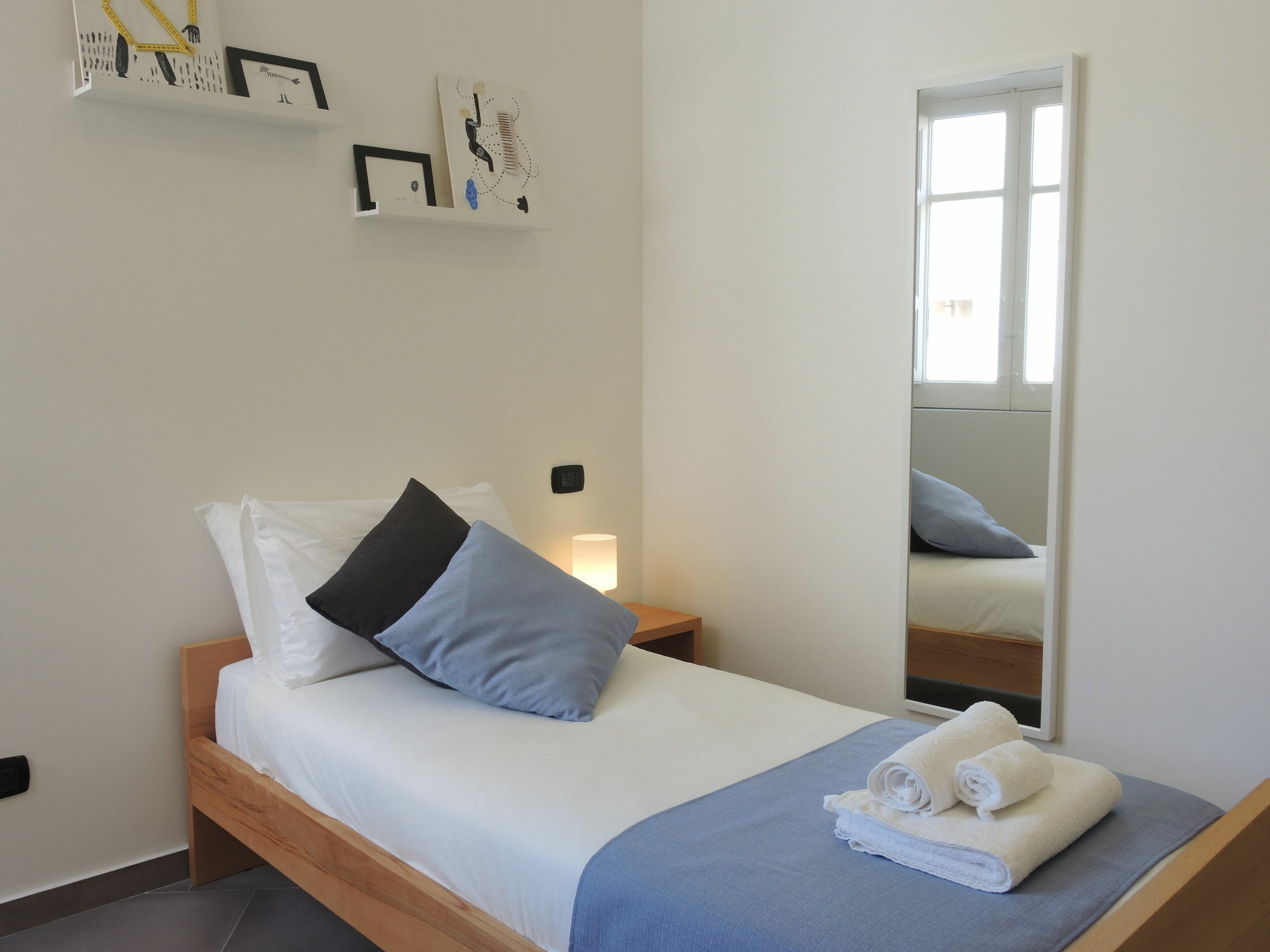 B&B Fuori Squadro - In Centro Con Terrazza Relax Vista Mare Reggio di Calabria Eksteriør bilde